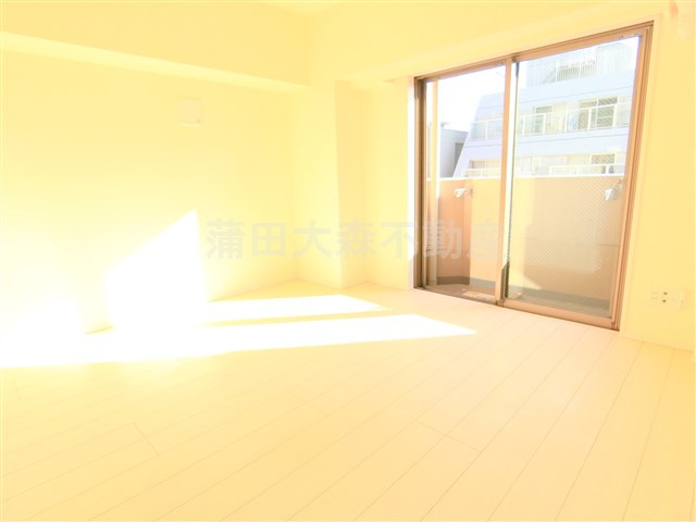 メインステージ西蒲田Ⅱの居間・リビング