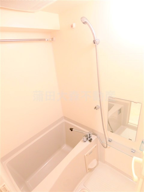 メインステージ西蒲田Ⅱの浴室|浴室乾燥機付きバスルーム