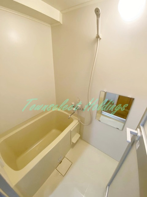 【洗面所】 | ウエストウィンハイム | 明るい洗面所です