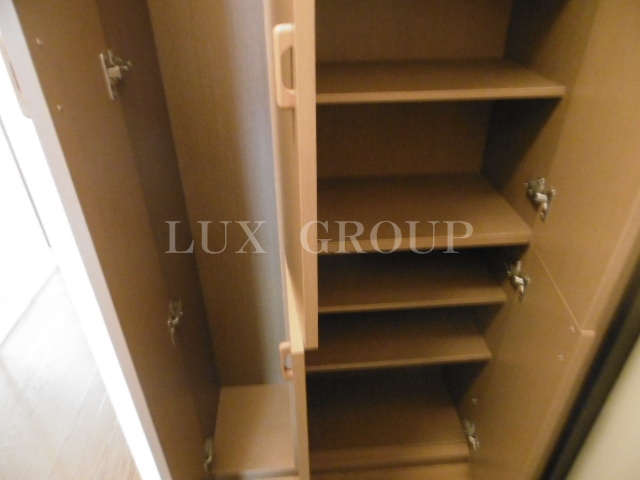 【玄関】 | シルクトゥリーＢ