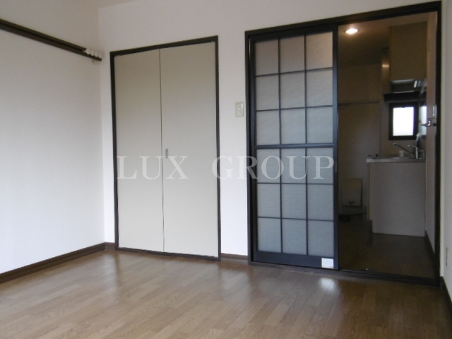 【寝室】 | メゾンドール