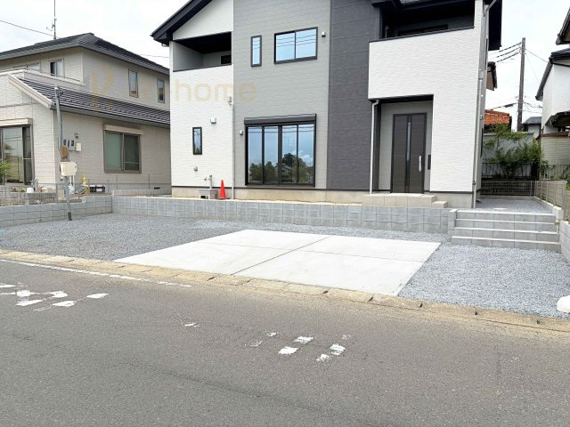 水戸市平須町16期　新築戸建て　1号棟の駐車場|カースペースは2台お停めいただけます♪