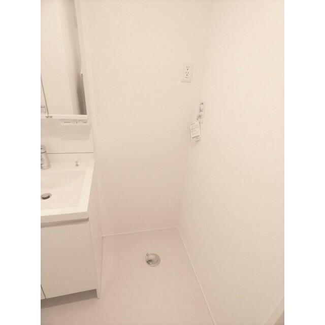 Ｚｏｏ　Ｓｔｒｅｅｔ　池之端の設備|洗濯機置き場です。