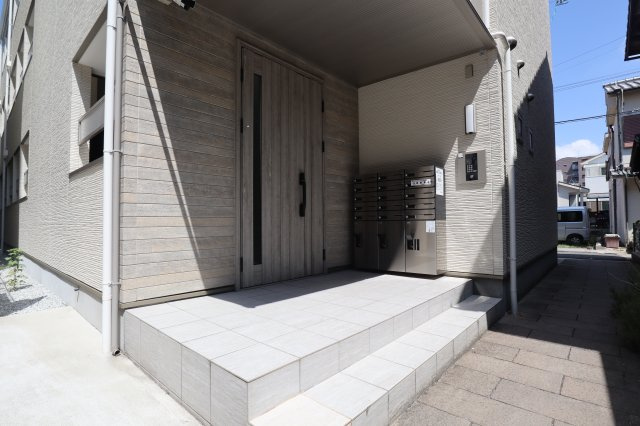 クレアール郡山Ｉのエントランス