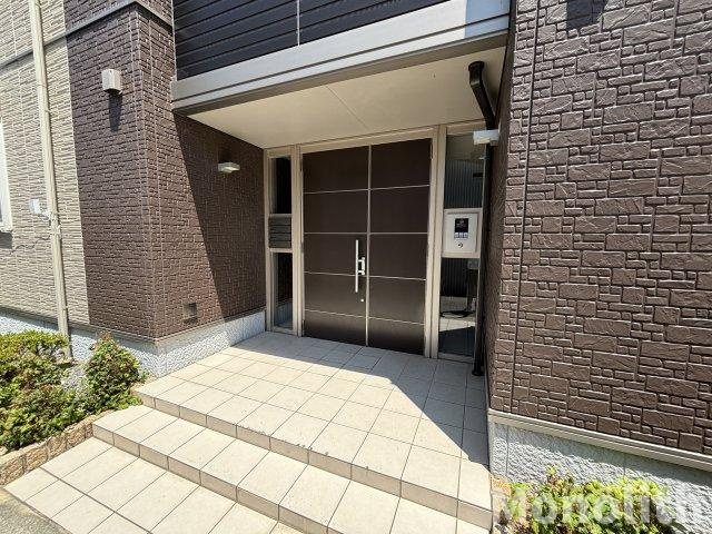 シャーメゾン東山Ⅱのエントランス