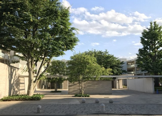 プラウド蘆花公園の外観