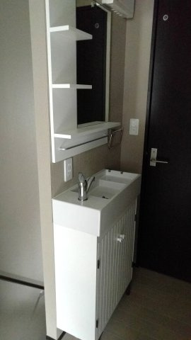 FAIR新小岩eastの洗面所