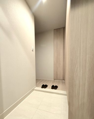 アイコニックタワー新潟ステーション　3Fの玄関