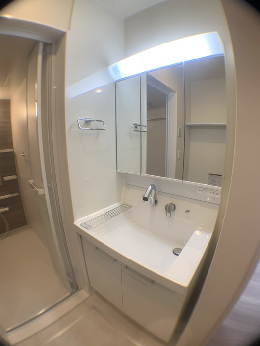 オッツ三蔵子　Bの洗面所