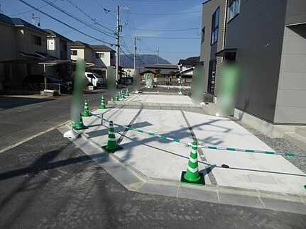 安佐北区深川７丁目の前面道路含む現地写真