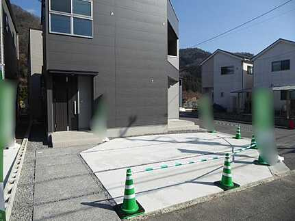安佐北区深川７丁目の前面道路含む現地写真