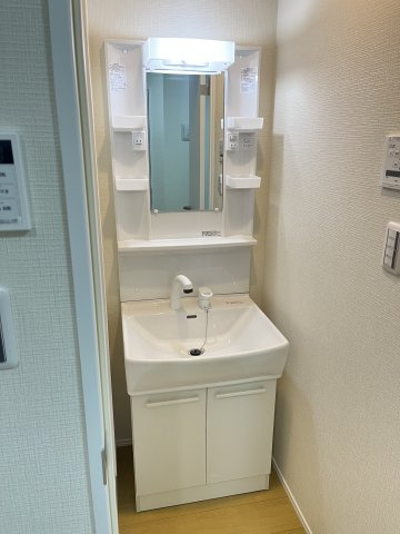 EMMA検見川の洗面所|新築時の写真です。