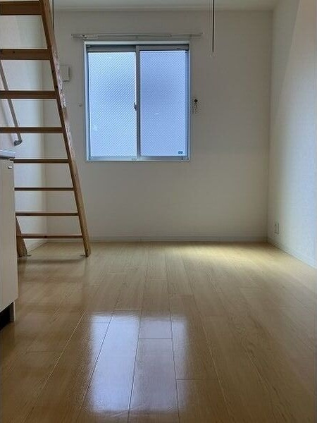 LUMINA港栄の居間・リビング