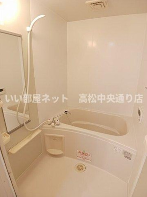 【浴室】 | ヴァルトブリーゼ　Ｂ