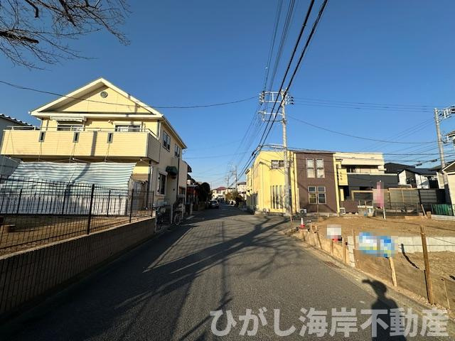 茅ヶ崎市萩園　売地　全２区画の前面道路含む現地写真|現地外観