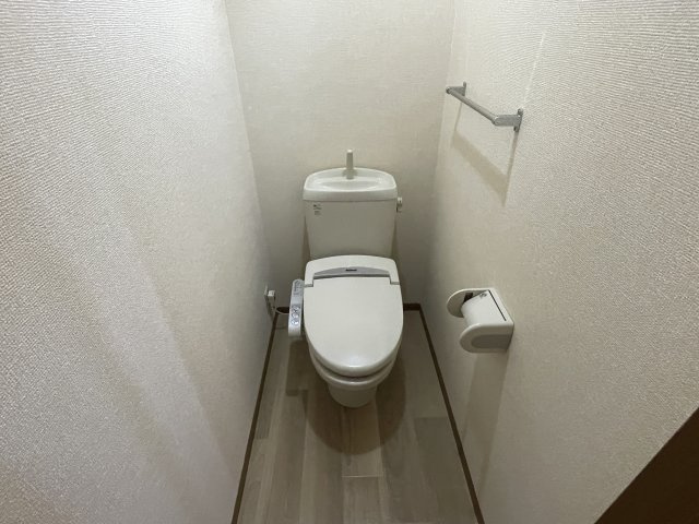 カンパーニュ黒岡A棟のトイレ