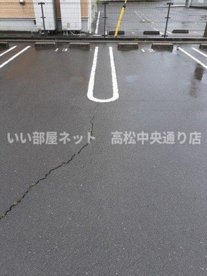 【駐車場】 | ポム・ド・テールＢ