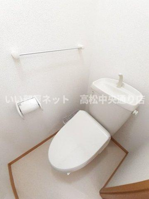 【トイレ】 | ポム・ド・テールＢ