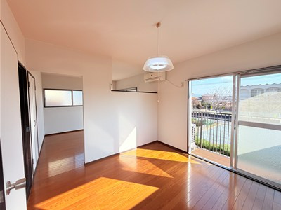 中広川戸建の居間・リビング