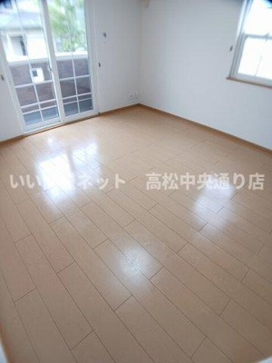 【居間・リビング】 | レガシーガーデンⅢ