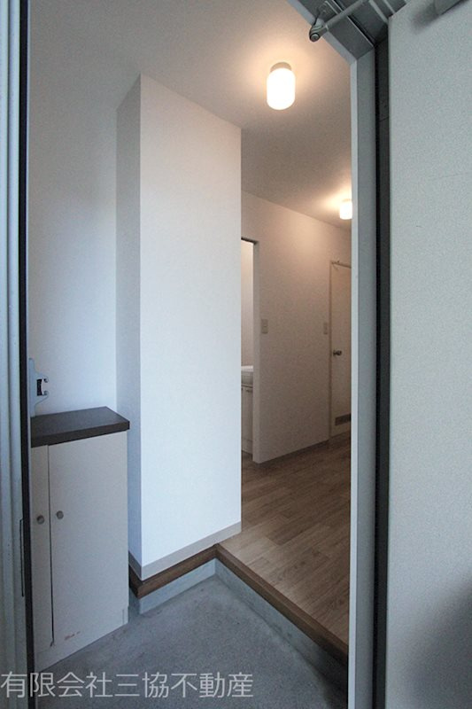 リバーサイドハウス|下駄箱付き