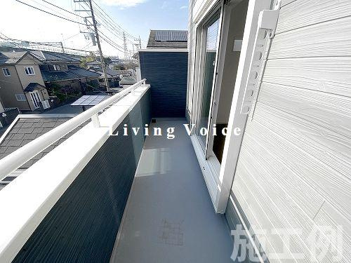 【バルコニー】 | 【仲介手数料０円】相模原市中央区淵野辺本町2丁目　新築一戸建て　全2棟 | 相模原市中央区淵野辺本町2丁目　新築一戸建て　全2棟
