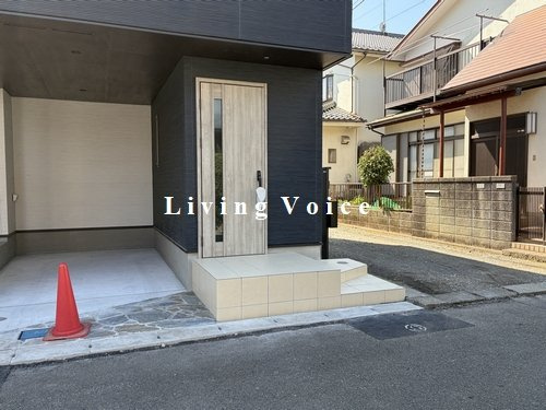 【エントランス】 | 【仲介手数料０円】相模原市中央区淵野辺本町2丁目　新築一戸建て　全2棟 | 相模原市中央区淵野辺本町2丁目　新築一戸建て　全2棟