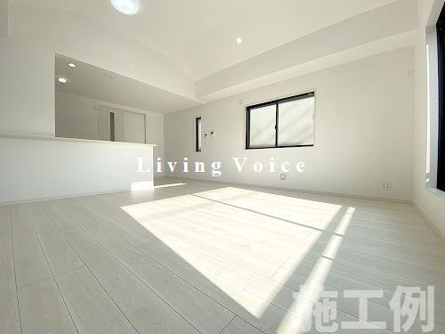 【居間・リビング】 | 【仲介手数料０円】相模原市中央区淵野辺本町2丁目　新築一戸建て　全2棟 | 相模原市中央区淵野辺本町2丁目　新築一戸建て　全2棟