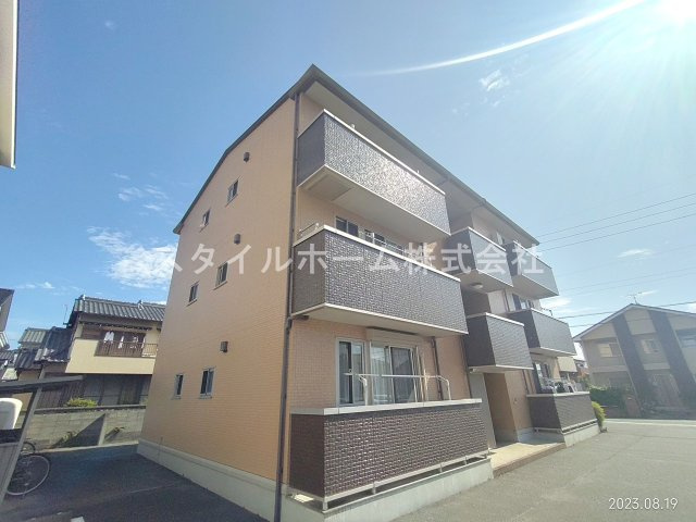 グランパティオＢの外観