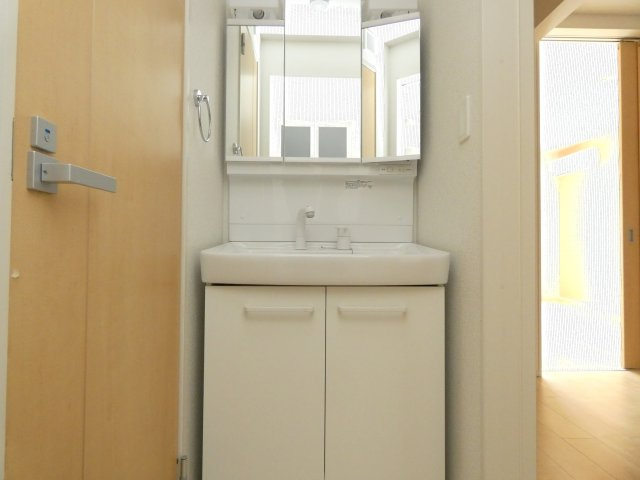 フォーラム伍番館の洗面所|フォーラム伍番館