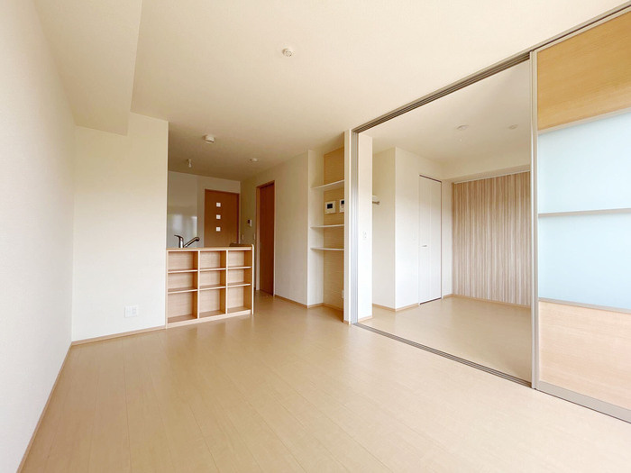 プラムガーデンの居間・リビング