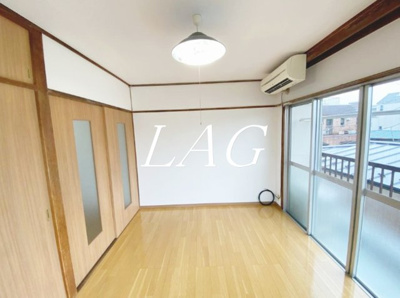 【寝室】 | 小山フラット | 室内です。