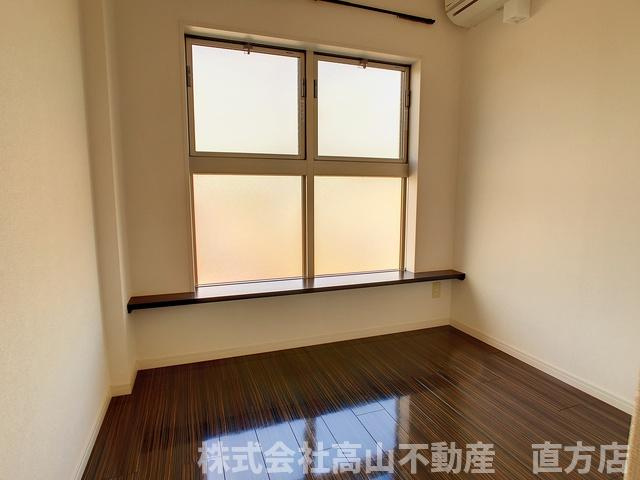 クラッセ感田の洋室