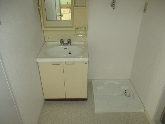 【洗面所】 | 洗面所・洗濯機置き場です