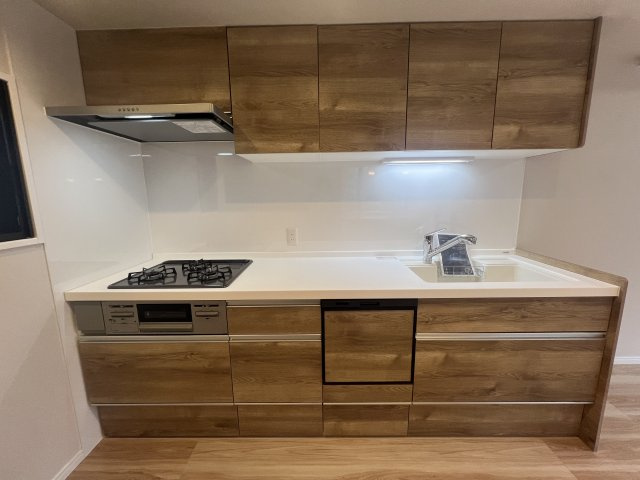 全室５帖以上の５LDK！専有面積113㎡の角部屋の贅沢詰め合わせ！！【リフォーム】フォレストヒルズ三保のキッチン