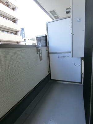 【バルコニー】 | フィアスコート羽衣