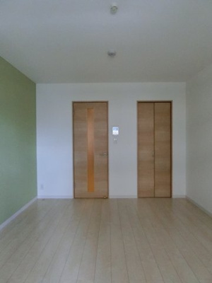 【洋室】 | フィアスコート羽衣