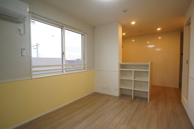 ビギーウエストの居間・リビング