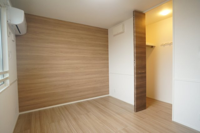 ビギーウエストの洋室