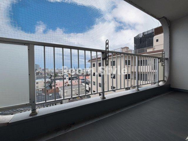 パシフィック自由が丘マンションのバルコニー|空室のためご都合に合わせてご内覧できます
お問合せはお電話でもお受付しております。
03-6450-5211