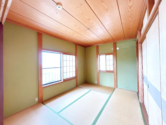 東伯郡湯梨浜町泊中古戸建の和室|2階６畳和室