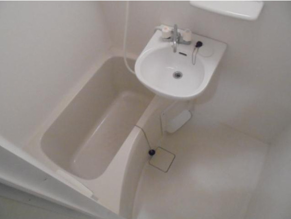 杉並区高円寺北３丁目のアパートの浴室