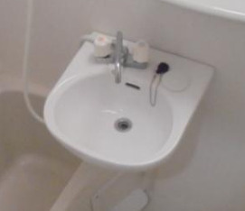 杉並区高円寺北３丁目のアパートの洗面所