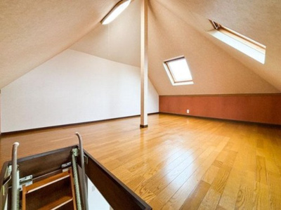 【収納】 | 藤沢市湘南台7丁目 中古戸建 全1棟