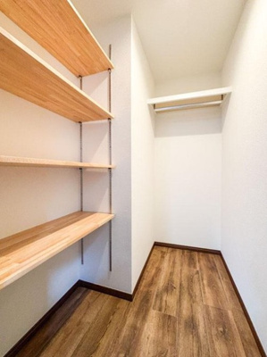 【収納】 | 藤沢市湘南台7丁目 中古戸建 全1棟