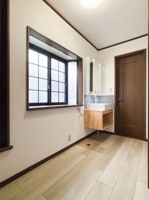 【洗面所】 | 藤沢市湘南台7丁目 中古戸建 全1棟