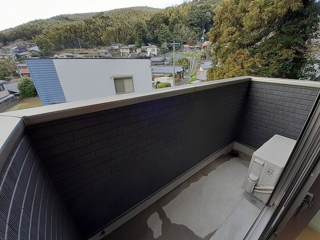 アベニール３番館のバルコニー
