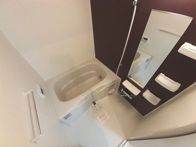 アベニール３番館の浴室