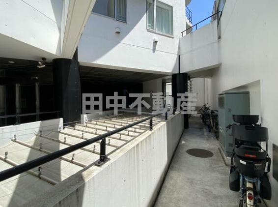 トワ・イグレッグのその他