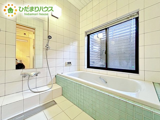 【浴室】 | 水戸市東前町　中古戸建 | 大人が足を伸ばしても十分な広さ！一人でゆっくりくつろぐ時間も大切です！